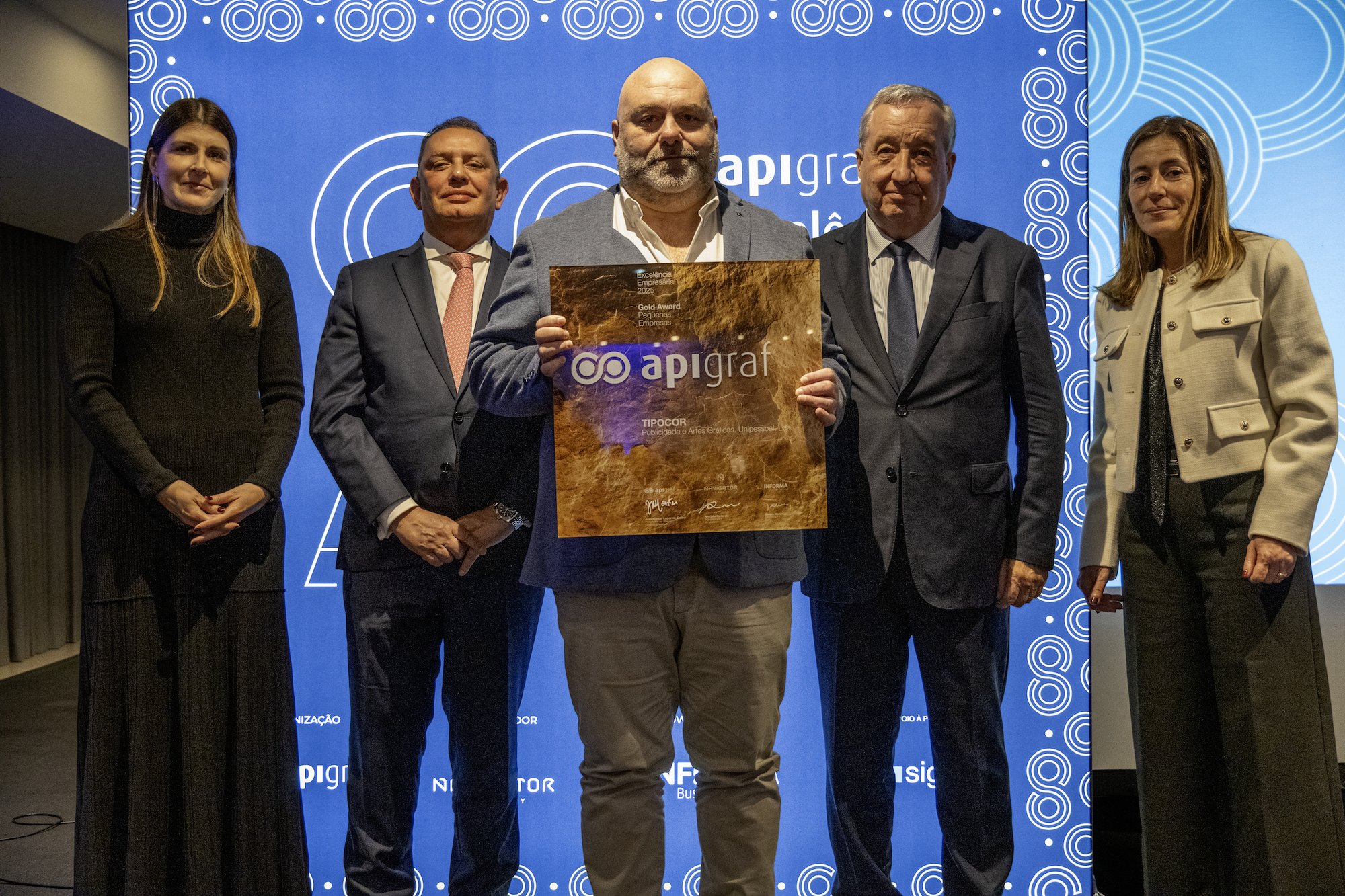 TIPOCOR — Publicidade e Artes Gráficas, Unipessoal, Lda.