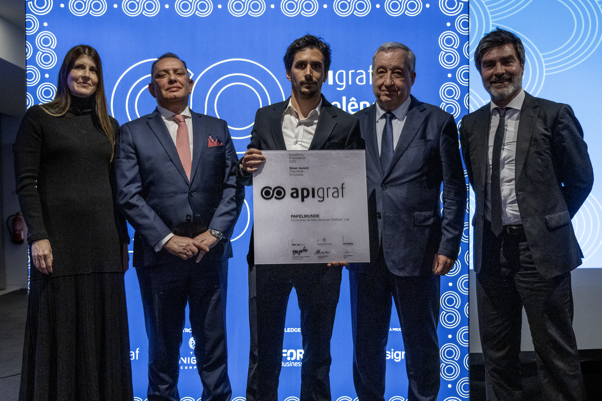 PAPELMUNDE — Sociedade de Manufacturas Gráficas, Lda.