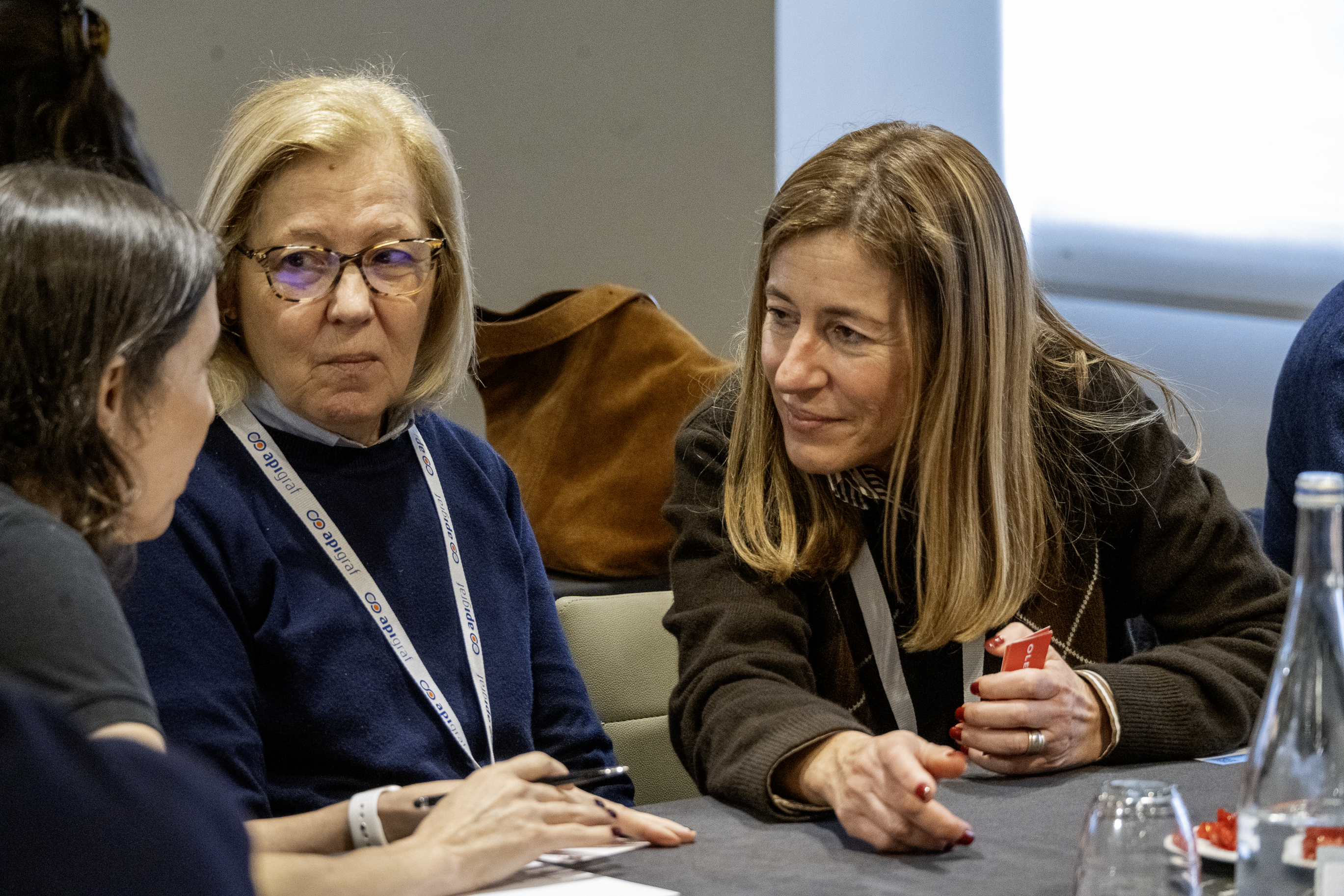 Conversa entre participantes